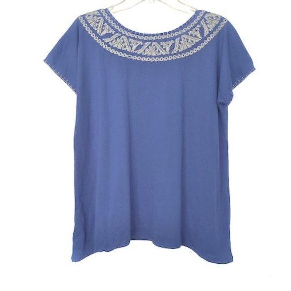 Common Thread Women's Top - Picture 2 of 6